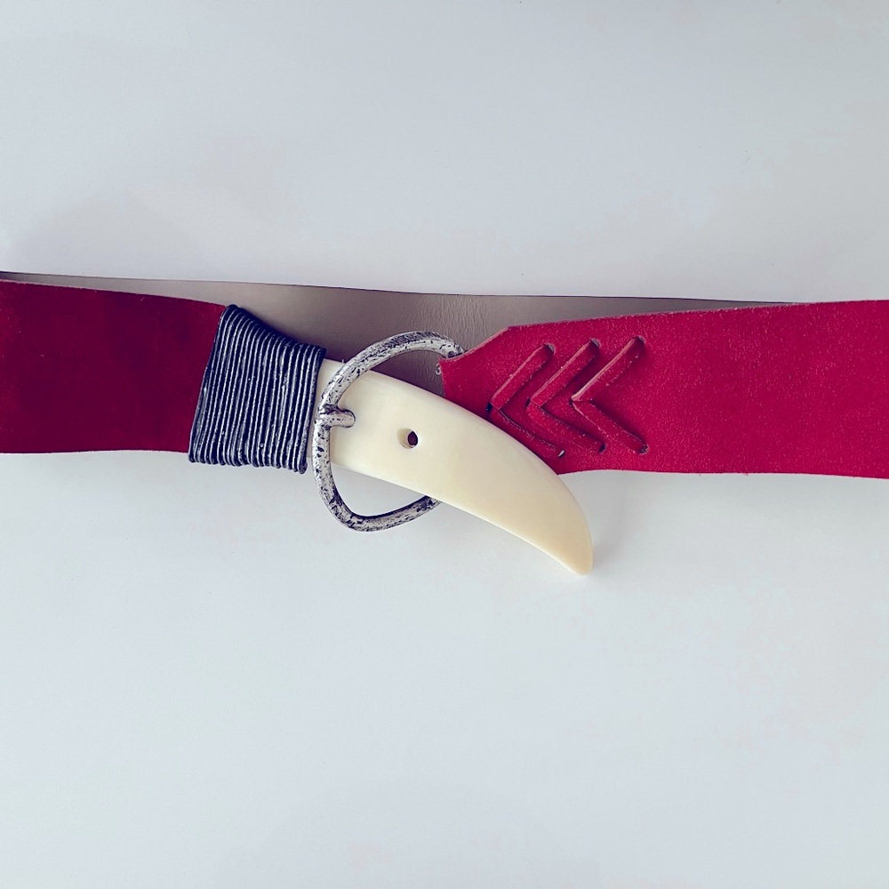 Red suede belt with unique buckle. Genuine leather.  Made in Italy. Excellent
